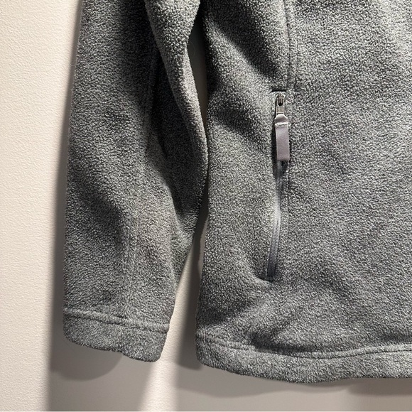 Women’s Patagonia Classic Synchilla Fleece Jacket with “F” Logo Style #22995 XS - Picture 5 of 8